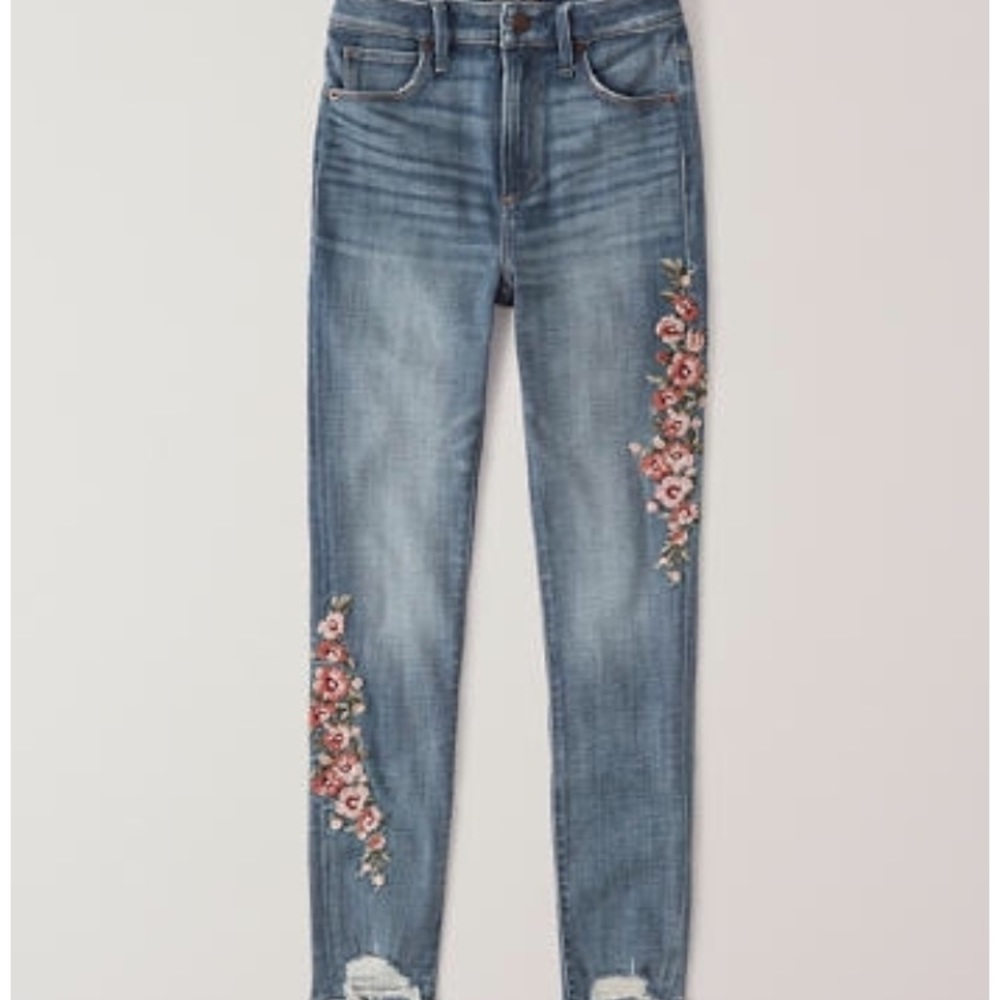 New Abercrombie and Fitch High Rise Ankle Jeans